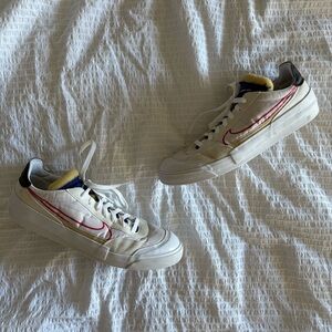 Nike White and Red Sneakers